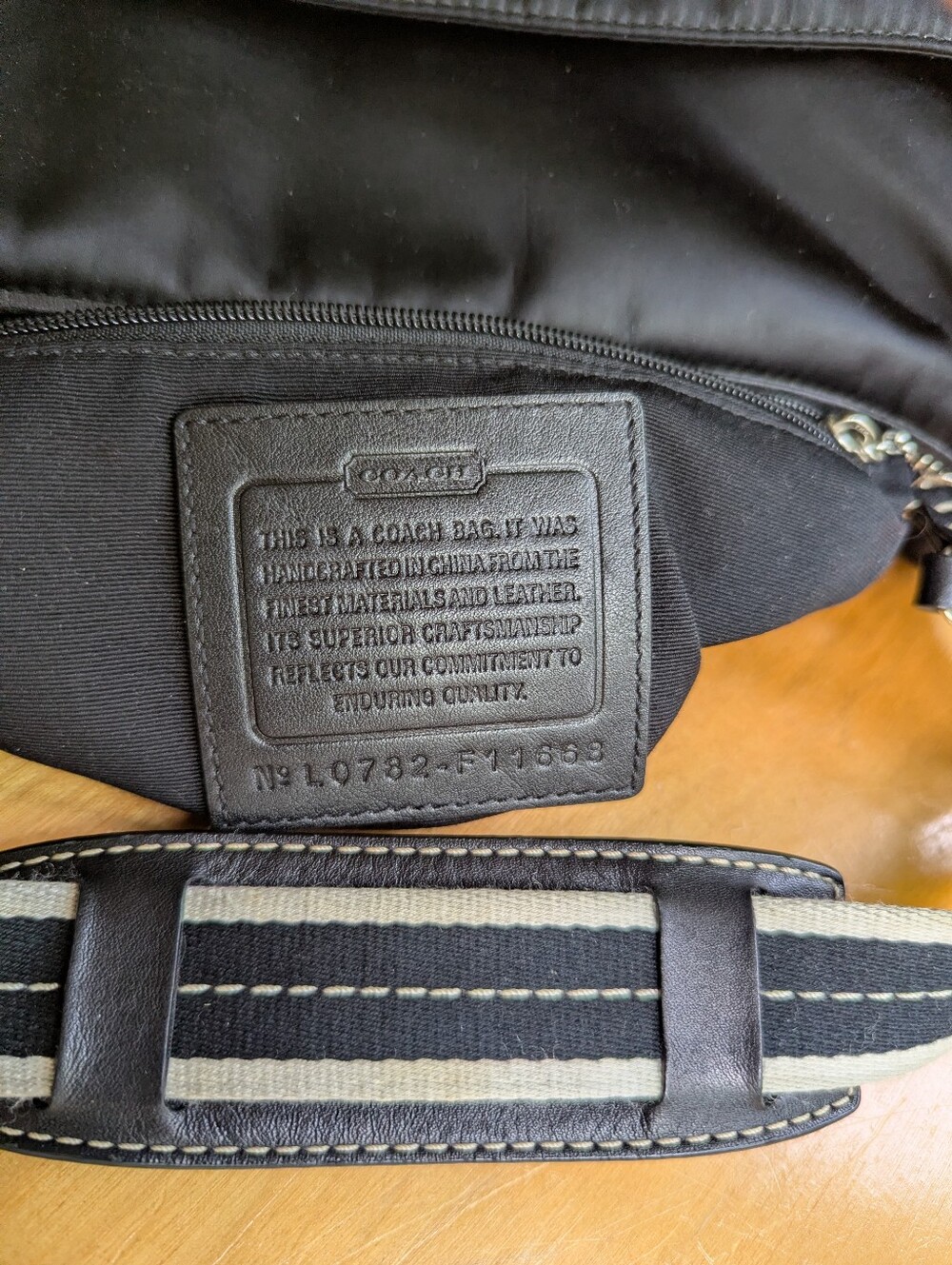 Vintage Y2K Coach Hampton Weekender Black Sateen Hobo Shoulder Bag Leather Strap - Picture 11 of 15